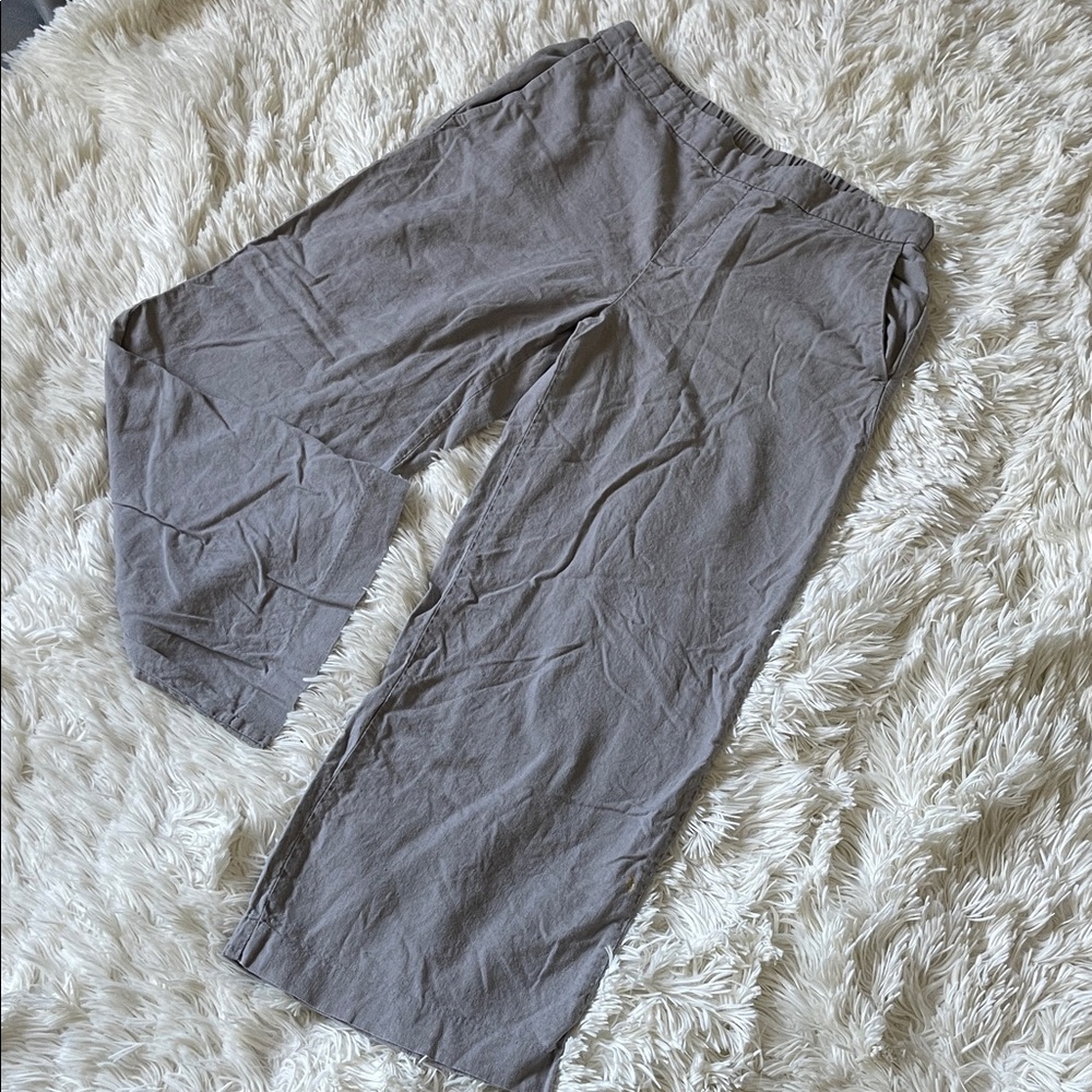 Men's Relaxed Straight-Leg Pants in Taupe